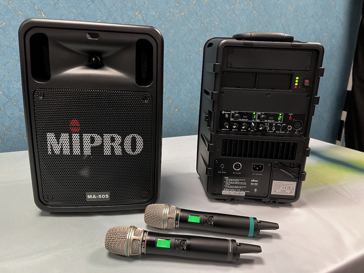 Mipro aktiv Lautsprecher MA 505 und ACT-500H-80 UHF Handsender